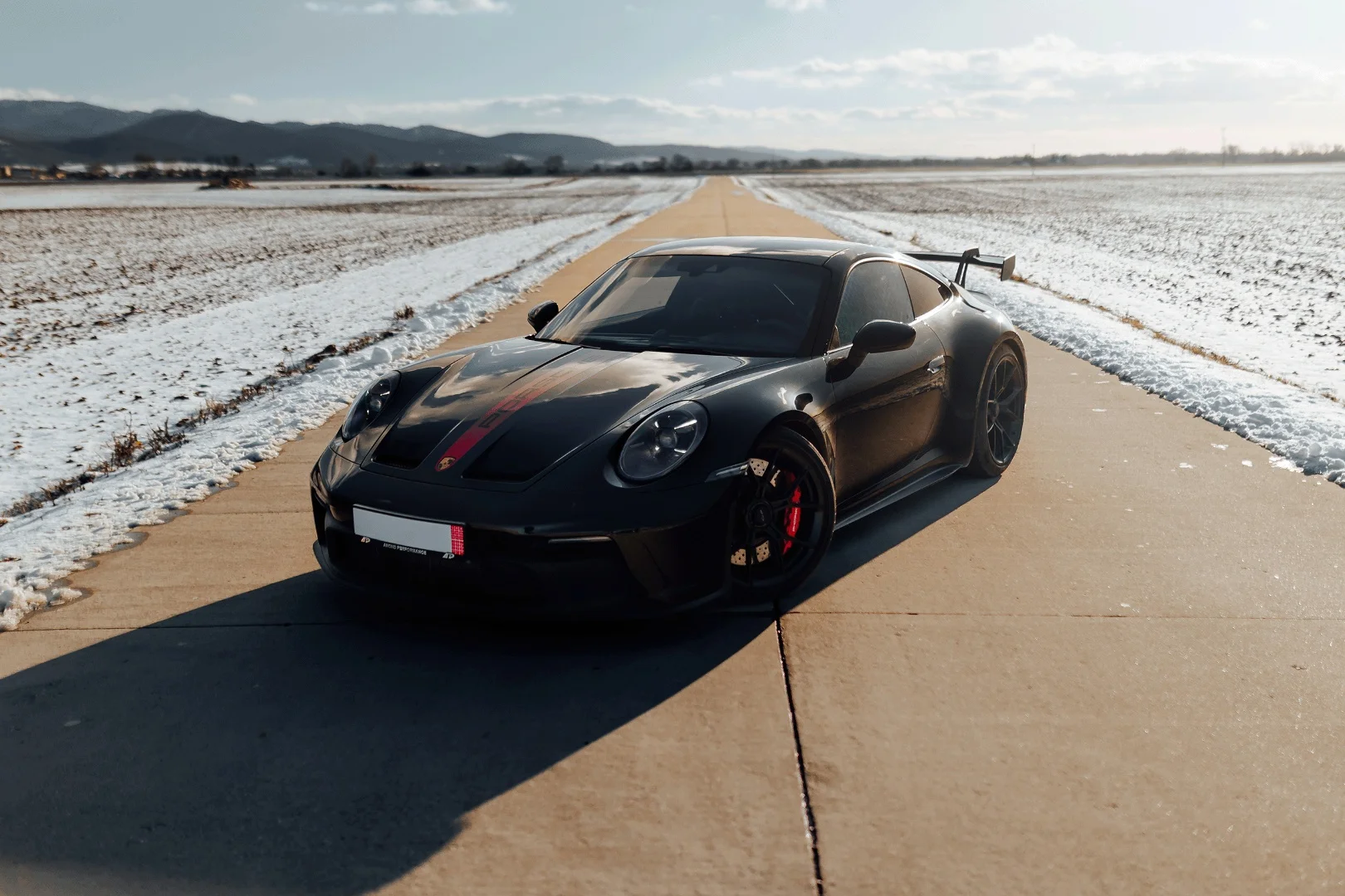 Porsche 911 2022 - Kliknutím zobrazíte detail vozidla Porsche 911 2022 petrol - Prenájom prémiového vozidla v BlackRent autopožičovni na Slovensku za 460,00€/deň